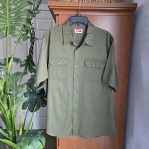 Wrangler Olive Green Casual Button Down Shirt